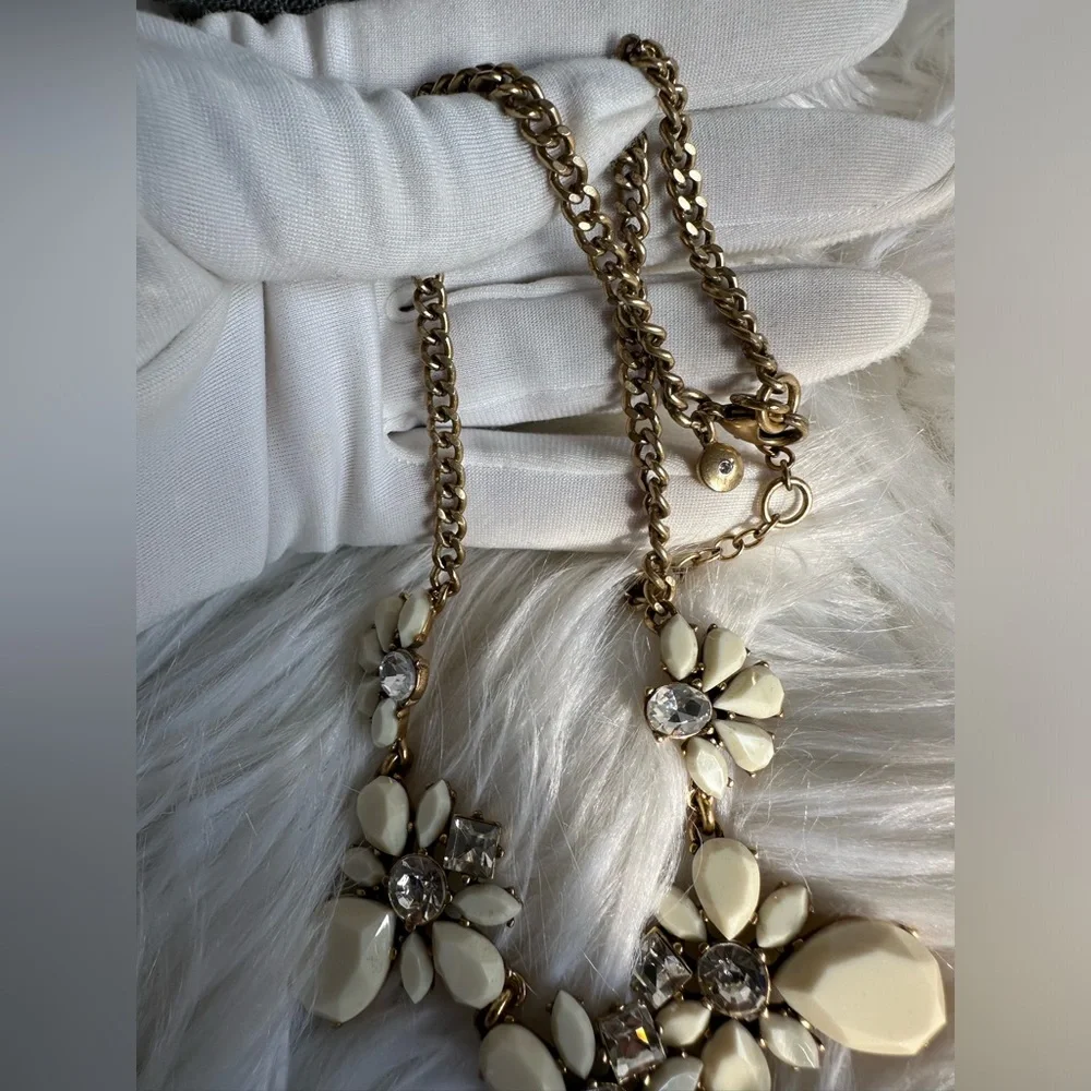 J CREW Rhinestone & Milky/Ivory Necklace - Picture 7 of 9